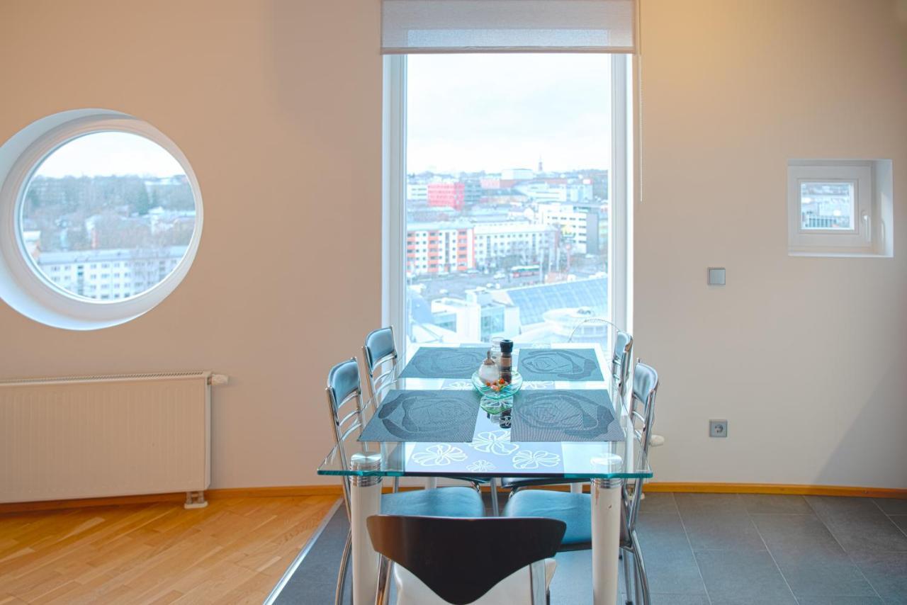 Wilde Guest Apartment Tigutorn Тарту Екстериор снимка